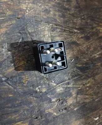 Mercedes-Benz C W202 Other relay 0332002197