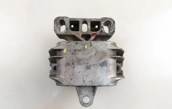 Skoda Octavia Mk1 (1U) Engine mount vacuum valve 1J0199555AQ