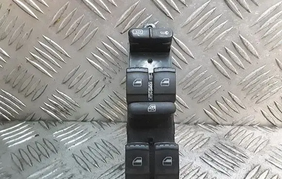 Skoda Superb B5 (3U) Electric window control switch 1J4959857C