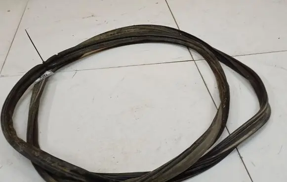 Mazda 6 Trunk rubber seal (body) 