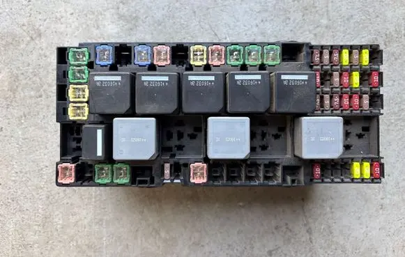 Ford Transit Fuse box set BK3T14401EWD