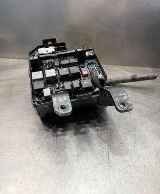 KIA Sorento Fuse module 919502P000