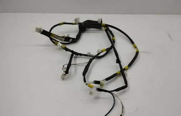 Toyota RAV 4 (XA30) Tailgate/trunk wiring harness 8218442230