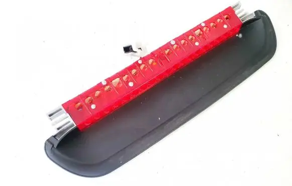 BMW 3 E90 E91 Third/center stoplight 168644 022403
