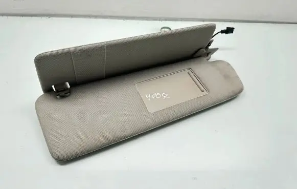Audi Q7 4L Sun visor 4L0857552B 12200607