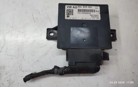 Volkswagen PASSAT CC Power management control unit 3AA919041