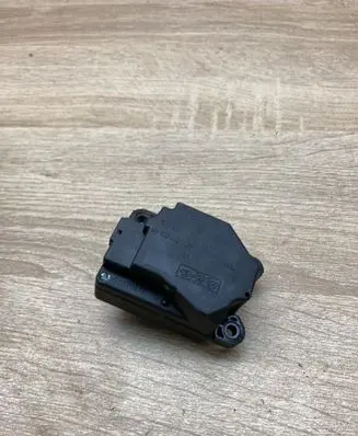 Volvo V50 Air flap motor/actuator 4N5H19E616AC