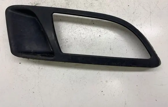 Fiat Bravo Front fog light trim/grill 735414668