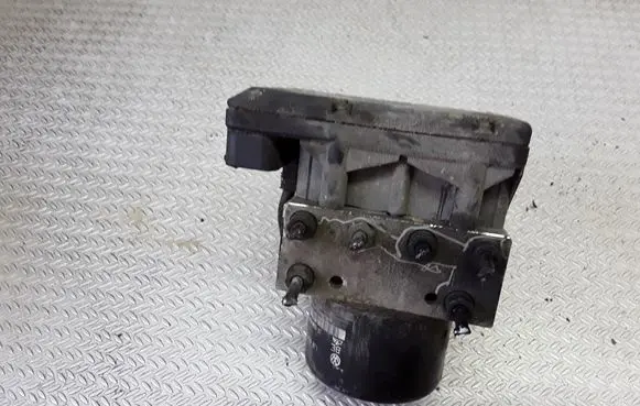 Audi A3 S3 8L ABS Pump 1J0907379H