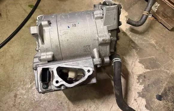 Volvo XC40 Electric car motor 32257268