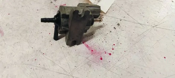Jaguar S-Type Turbo solenoid valve 70121100 05T273