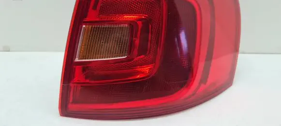 Volkswagen Jetta VI Rear/tail lights 5C6945096