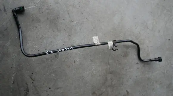Iveco Daily 6th gen Fuel line pipe 130KM 35S13