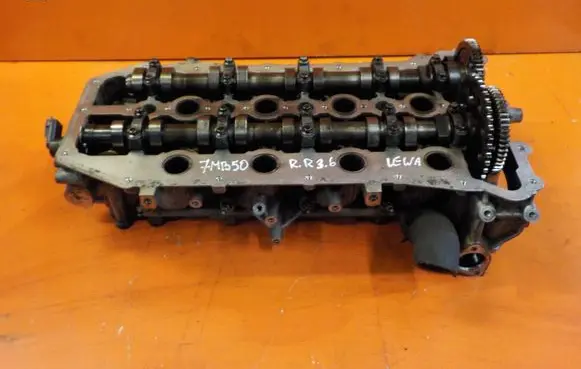 Land Rover Range Rover L322 Engine head 6H4Q6C064CB KOMPLETNA