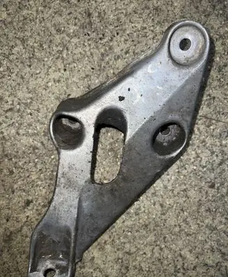 BMW 5 E34 Engine mounting bracket 1133363