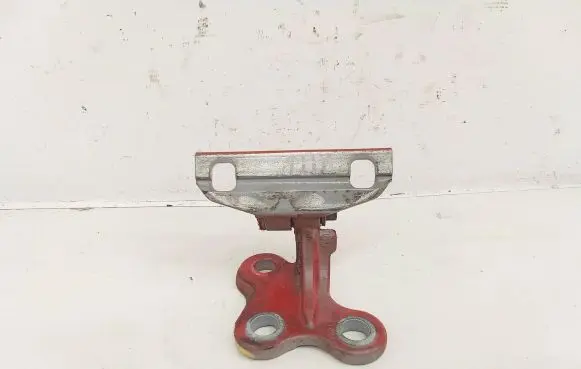 Volvo V60 Front door upper hinge 31299542