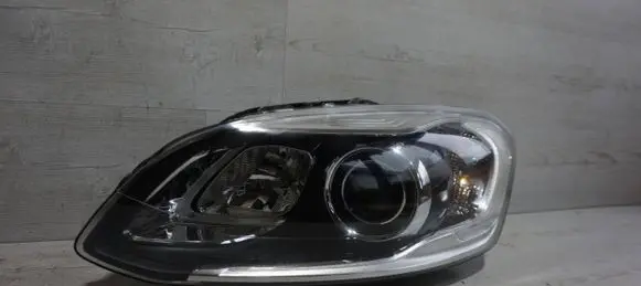 Volvo XC60 Headlight/headlamp 31420249 1000002