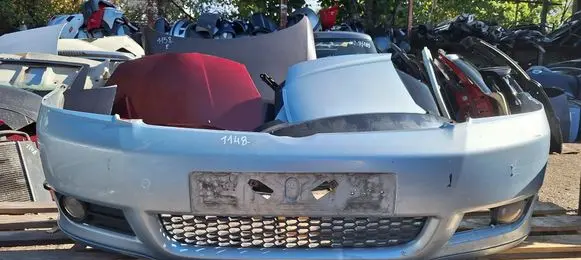Toyota Corolla Verso AR10 Front bumper