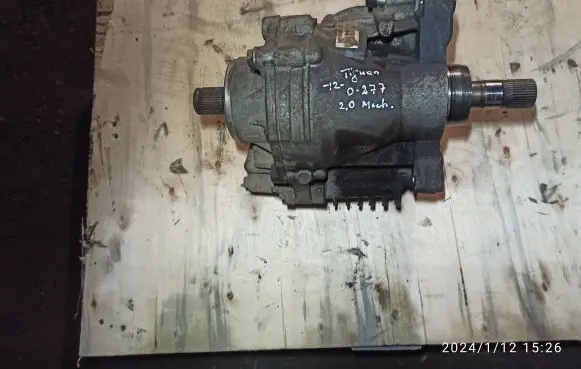 Volkswagen Tiguan Gearbox transfer box case 0A6409053AE