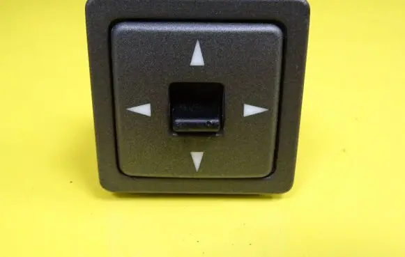 KIA Carens I Wing mirror switch