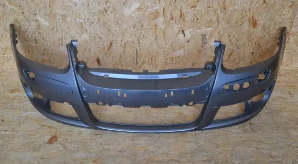 Volkswagen Golf V Front bumper 1K0807221D