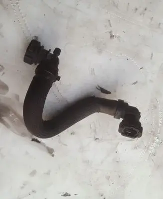 Citroen C3 Picasso Engine coolant pipe/hose 9684639980