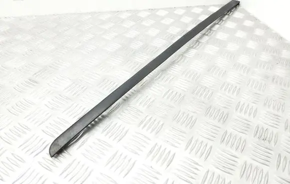 Seat Exeo (3R) Windshield trim 8E0854327E
