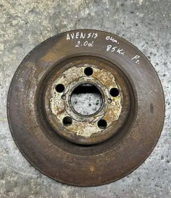 Toyota Avensis T250 Front brake disc