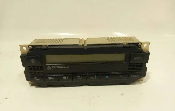 Volkswagen PASSAT B5 Climate control unit 1J1907044 5HB00761700