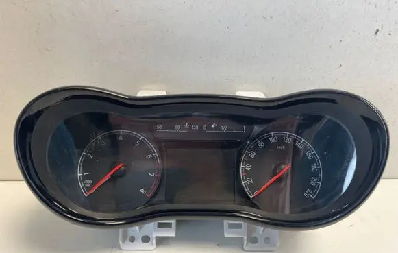 Opel Karl Speedometer (instrument cluster) 42574667 7110500000000X 688437714