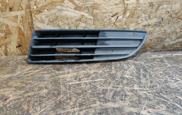 Volkswagen Cross Polo Front bumper lower grill 6Q0853665