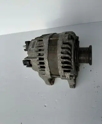 Renault Trafic III (X82) Generator/alternator