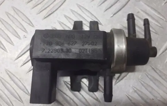 Skoda Octavia Mk1 (1U) Turbo solenoid valve 1J0906627