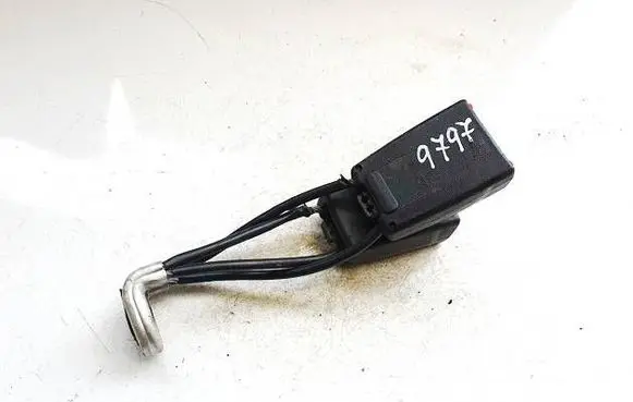 Mercedes-Benz C W202 Middle seatbelt buckle (rear) 2028609569 30000010429