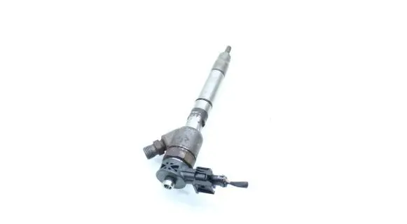 KIA Sportage Fuel injector 338002A610 0445110589 8H8T2I5