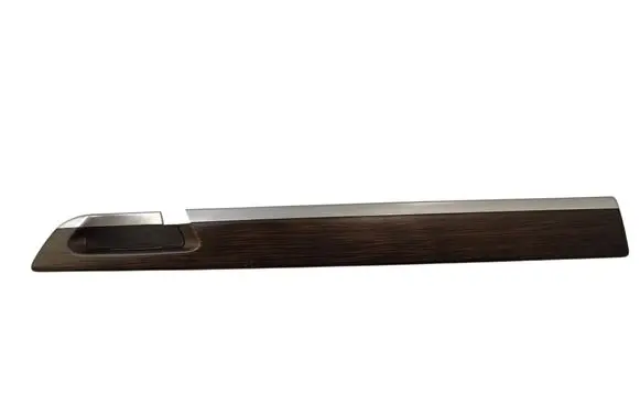 Dashboard glove box trim