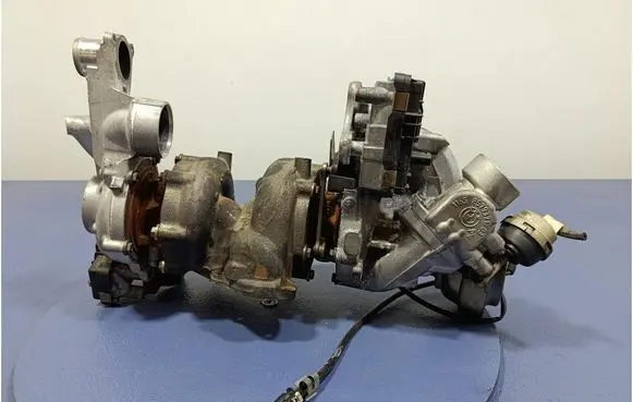 Audi A4 S4 B7 8E 8H Turbo system vacuum part 8583634