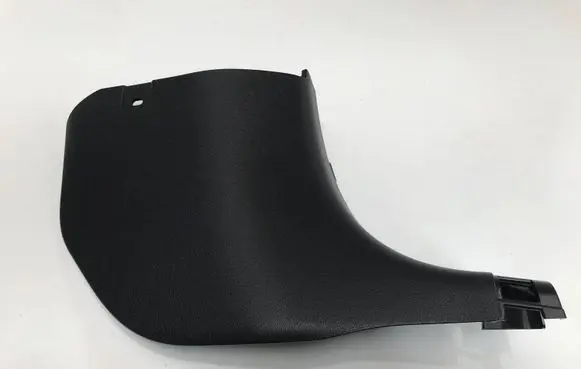 Foot area side trim