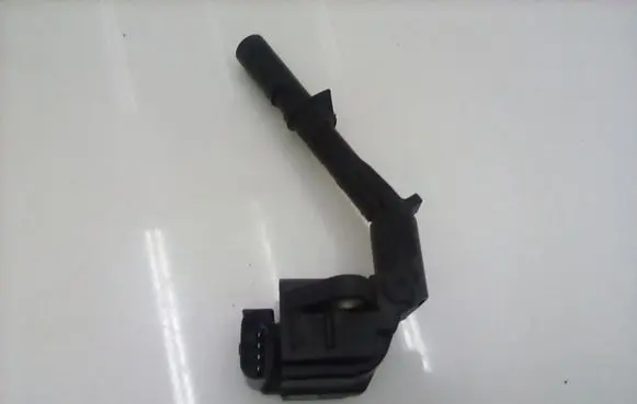 Mercedes-Benz GLC X253 C253 High voltage ignition coil A2749061400