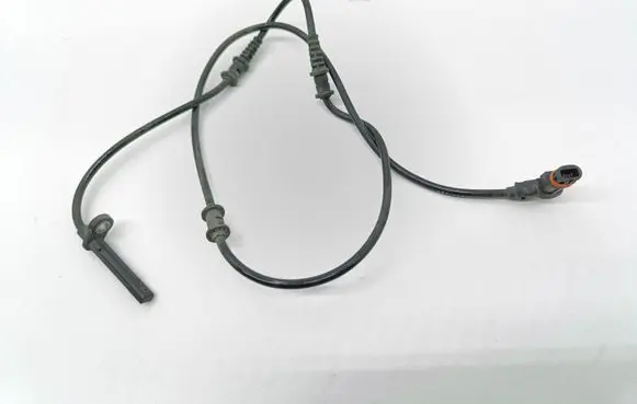 Mercedes-Benz ML W166 ABS brake wheel speed sensor A1665400217