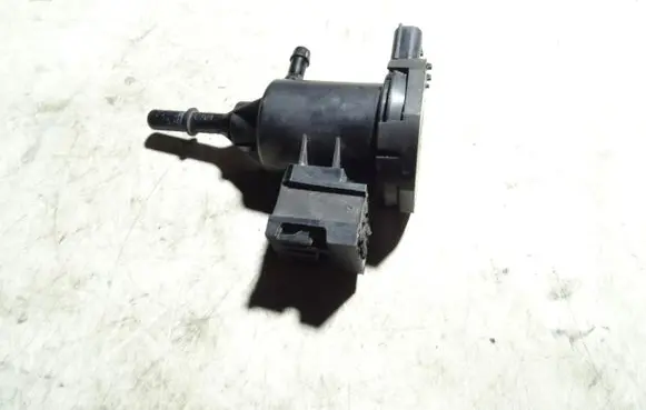Infiniti Q50 Vacuum valve 149304GD0C