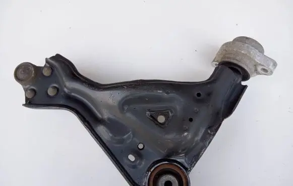 Mercedes-Benz Vito Viano W639 Front control arm A6393301401