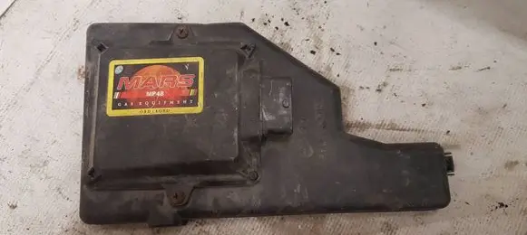 Toyota Prius (XW20) Fuse box cover 8644YA1