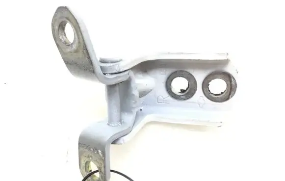 Nissan Qashqai Front door upper hinge