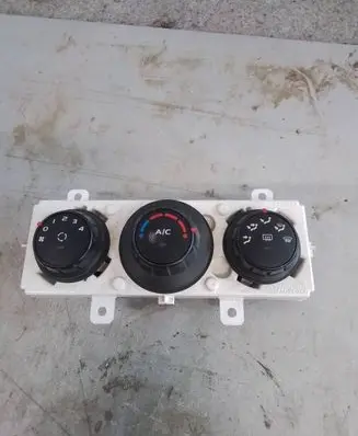 Renault Master III Climate control unit 275107490r