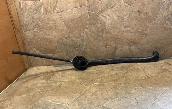 Mercedes-Benz E W212 Engine coolant pipe/hose A2128300696