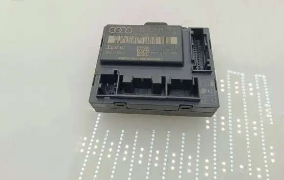 Audi Q7 4L Door control unit/module 4L0959792B 0033TFJ0001 4L0910793B
