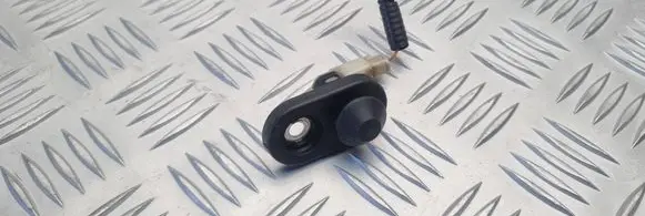 Lexus IS 220D-250-350 Rear door sensor