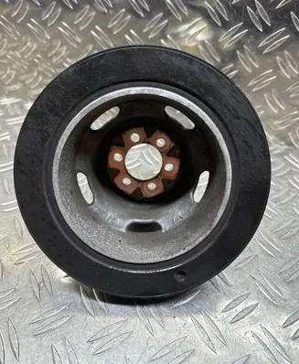 Peugeot 208 II Crankshaft pulley 9834309980