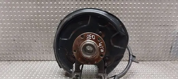 Audi A4 S4 B6 8E 8H Stub axle 
